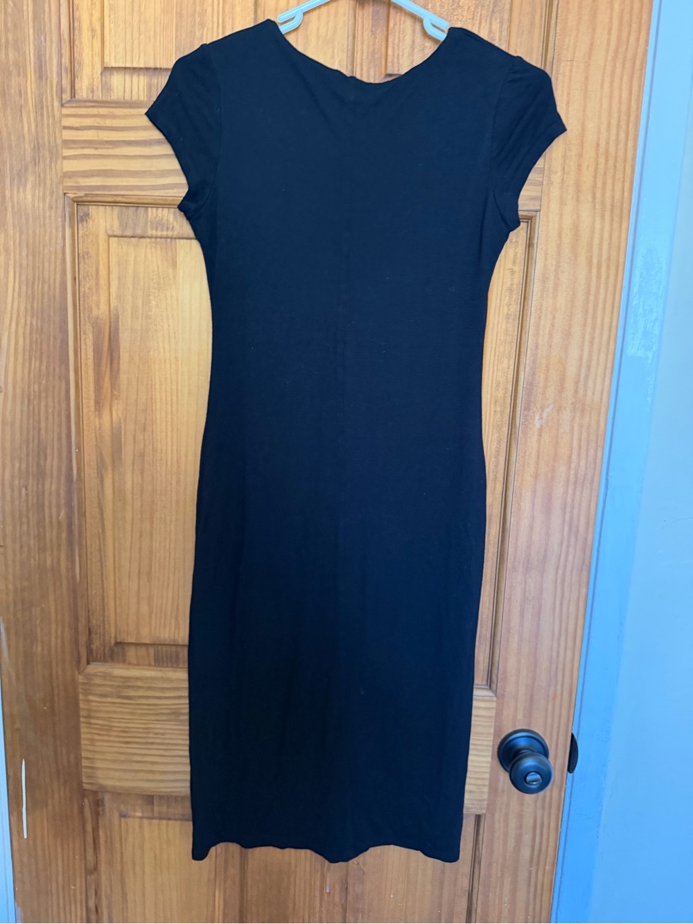 See You Monday Black V-Neck Cap-Sleeve Midi Dress - Picture 4 of 10